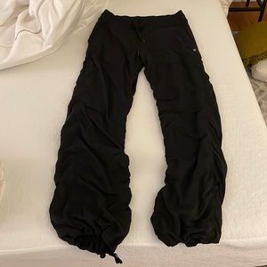 Lululemon ruched bottoms